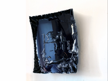 bez tytułu, 2014_2015, farba alkidowa, żywica, pigment, płótno, 71x62x27 cm